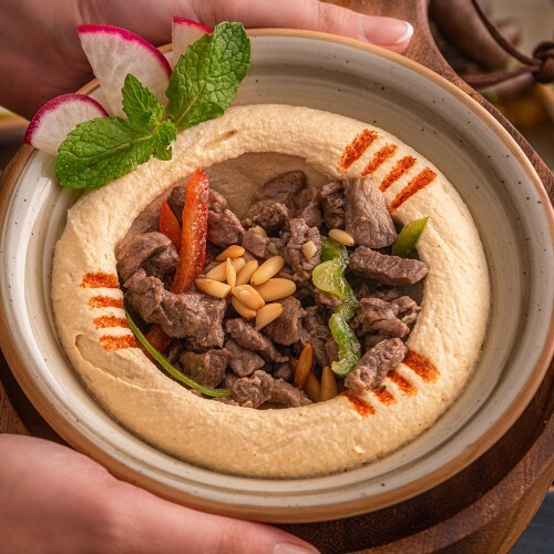 حمص باللحم Hummus with meat